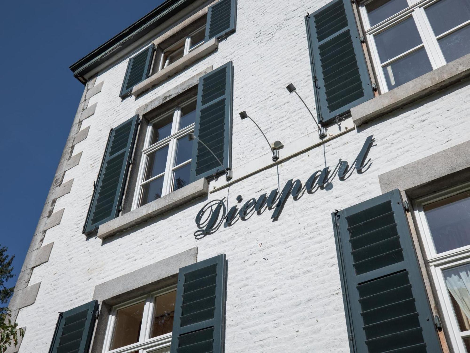 Domaine Chateau De Dieupart Vila Aywaille Exterior foto